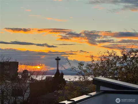 View/Area - 730 C Broadway E #C, Seattle, WA 98102 photo 4 of 6