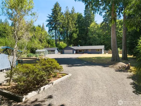22392 Indianola Rd NE, Poulsbo, WA 98370