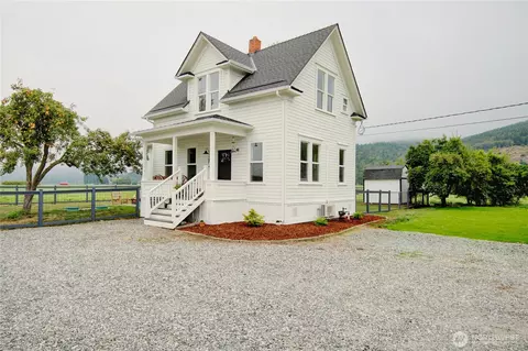 19767 John Nelson Rd, Mount Vernon, WA 98274