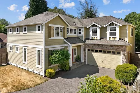 8122 NE 189th Pl, Kenmore, WA 98028