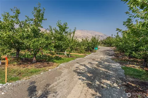 13512 Us Highway 2 #P.2, East Wenatchee, WA 98802