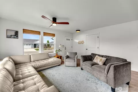 Other - 502 Cardinal Ave, Winlock, WA 98596 photo 2 of 6