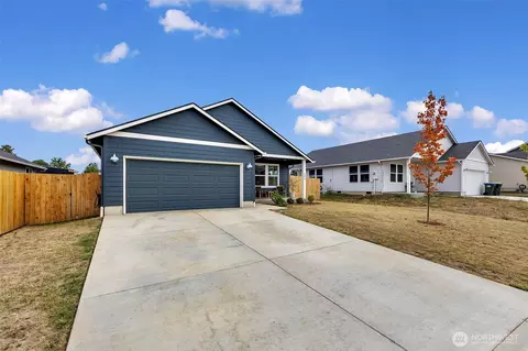 Exterior - 502 Cardinal Ave, Winlock, WA 98596 photo 11 of 11