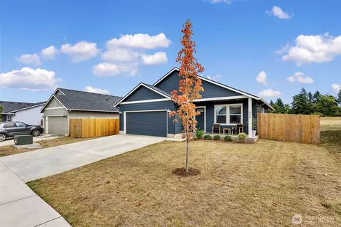 Exterior - 502 Cardinal Ave, Winlock, WA 98596 photo 2 of 11