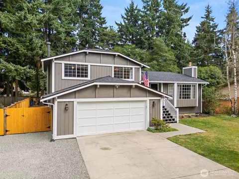 16323 95th Avenue Ct E, Puyallup, WA 98375