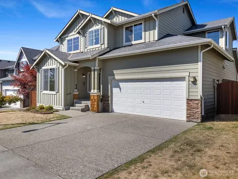 8407 70th St NE, Marysville, WA 98270