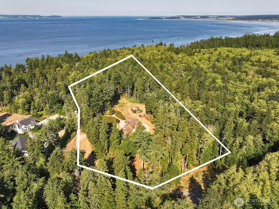 View/Area - 381 Lake Hancock Dr, Coupeville, WA 98239 photo 1 of 1