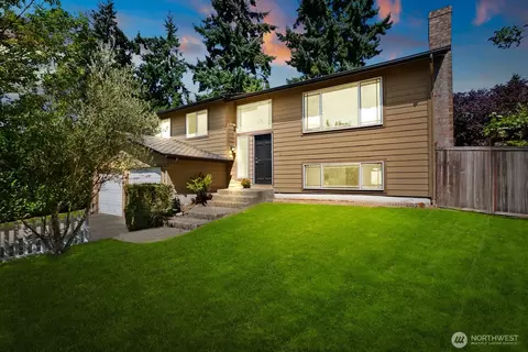 4004 SW 337th St, Federal Way, WA 98023