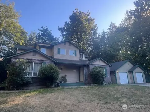 1177 NE Nittney Ln, Bremerton, WA 98311