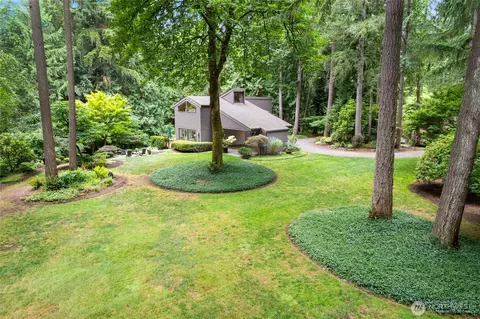 Exterior - 22526 53rd Ave SE, Bothell, WA 98021 photo 3 of 8