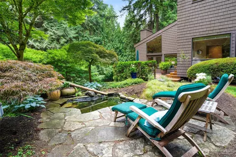 Exterior - 22526 53rd Ave SE, Bothell, WA 98021 photo 5 of 8