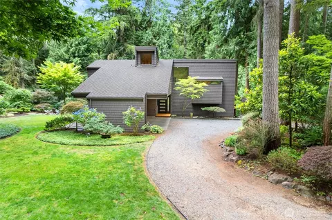 Exterior - 22526 53rd Ave SE, Bothell, WA 98021 photo 2 of 8