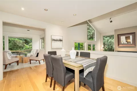 Dining - 22526 53rd Ave SE, Bothell, WA 98021 photo 1 of 4