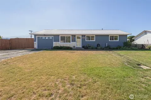 408 S Central Ave, Waterville, WA 98858