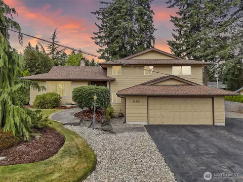 14902 25th Avenue Ct E, Tacoma, WA 98445