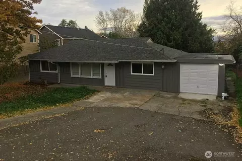 13348 32nd Ave S, Tukwila, WA 98168