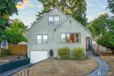 1535 N Callow Ave, Bremerton, WA 98312