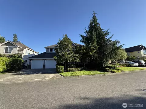 16749 SE 173rd St, Renton, WA 98058