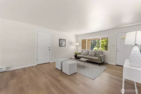 Living - 19229 3rd Dr SE, Bothell, WA 98012 photo 3 of 3