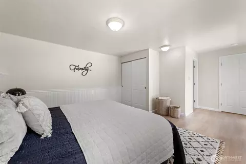 Bedroom - 19229 3rd Dr SE, Bothell, WA 98012 photo 4 of 4
