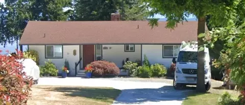 757 Hawthorne Ln, Camano Island, WA 98282