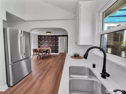 Kitchen - 232 Dorn Ave, Everett, WA 98208 photo 3 of 3