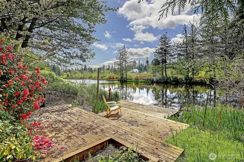 1863 Lake Dr, Camano Island, WA 98282