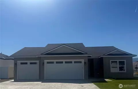 2434 Noah St SE, East Wenatchee, WA 98802