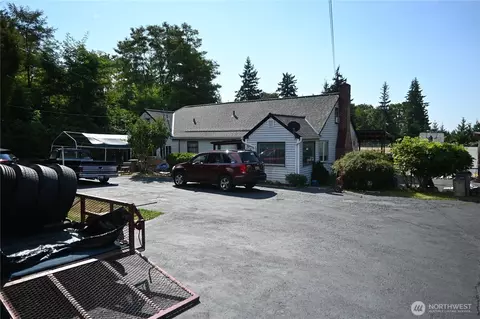 937 Pearl St, Bremerton, WA 98310