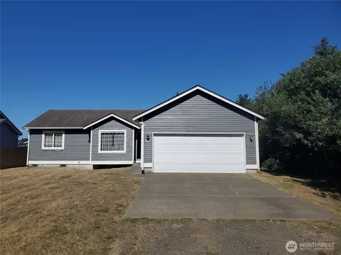 368 Snahapish Ave SE, Ocean Shores, WA 98569