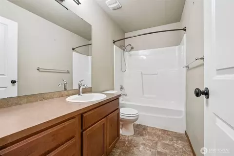 Bath - 502 182nd St E, Spanaway, WA 98387 photo 5 of 5