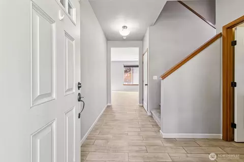 Entry Way - 502 182nd St E, Spanaway, WA 98387 photo 3 of 3