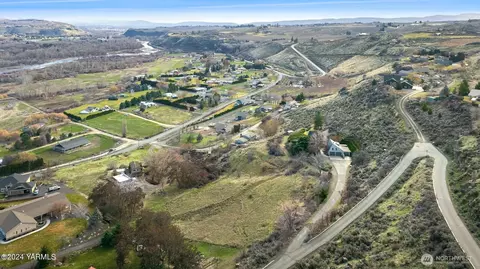 0 S Nnk S Naches Rd, Naches, WA 98937