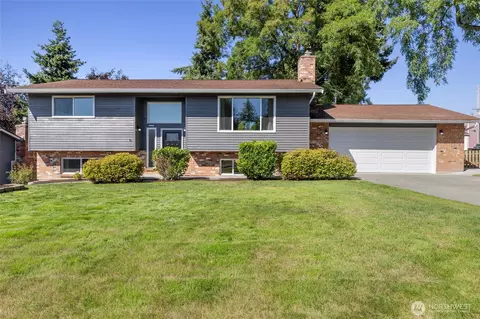 2109 Sandalwood St, Mount Vernon, WA 98273