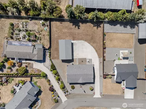 31 Chiesa Pl, Sequim, WA 98382 photo 4