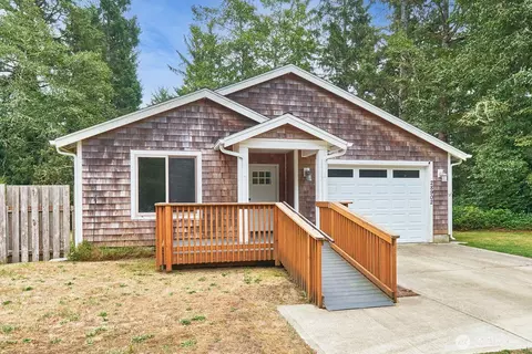 28902 R Ln, Ocean Park, WA 98640