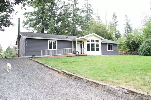 5725 E Lake Bosworth Dr, Snohomish, WA 98290