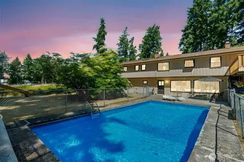 4803 Military Rd E, Tacoma, WA 98446