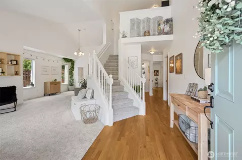 Entry Way - 19111 205th St E, Orting, WA 98360 photo 1 of 3