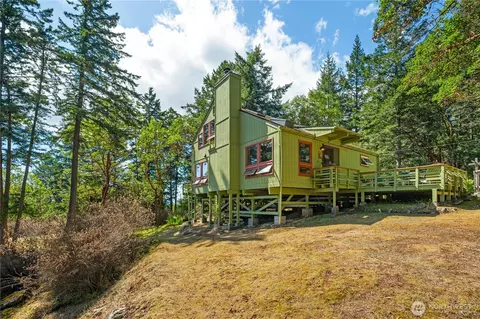 255 Esther Ln, Friday Harbor, WA 98250