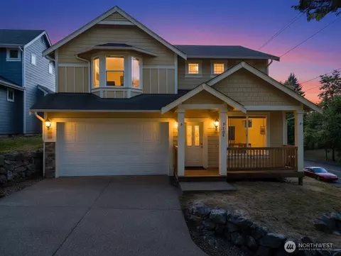 704 7th Ave SW, Tumwater, WA 98512