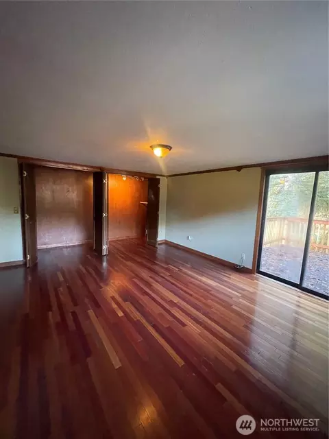 Bedroom - 16 Urych Rd, Raymond, WA 98577 photo 2 of 2