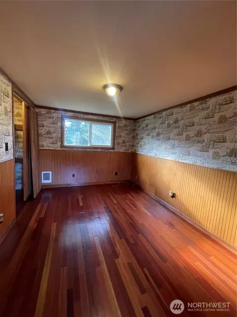 Bedroom - 16 Urych Rd, Raymond, WA 98577 photo 1 of 2