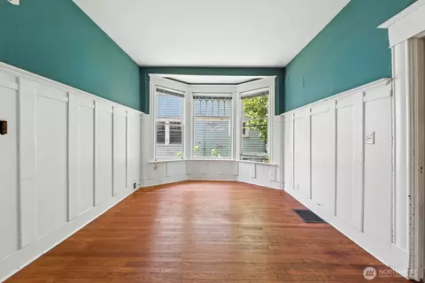 Living - 136 N 77th St, Seattle, WA 98103 photo 5 of 5