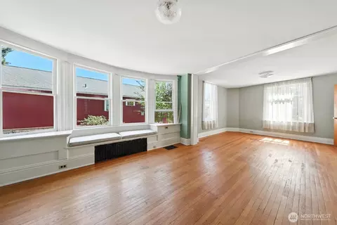 Living - 136 N 77th St, Seattle, WA 98103 photo 3 of 5