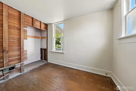 Bedroom - 136 N 77th St, Seattle, WA 98103 photo 1 of 5