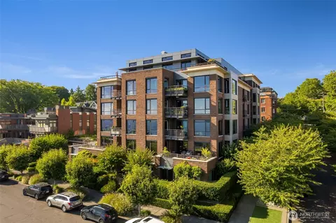 200 W Highland Dr #304, Seattle, WA 98119