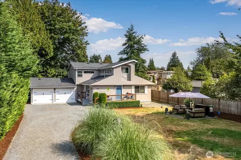 19828 104th Ave SE, Renton, WA 98055