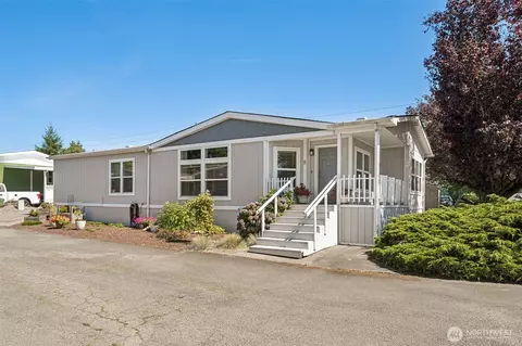 111 99th St S #8, Tacoma, WA 98444