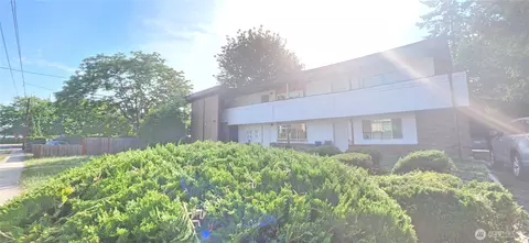 425 H St NE, Auburn, WA 98002